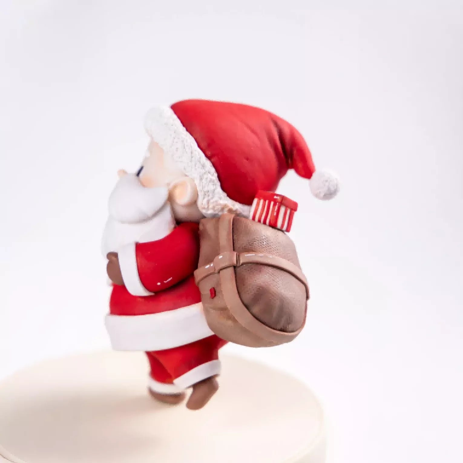 Santa’s Arrival Mini Sugar Santa Sculpting Masterclass