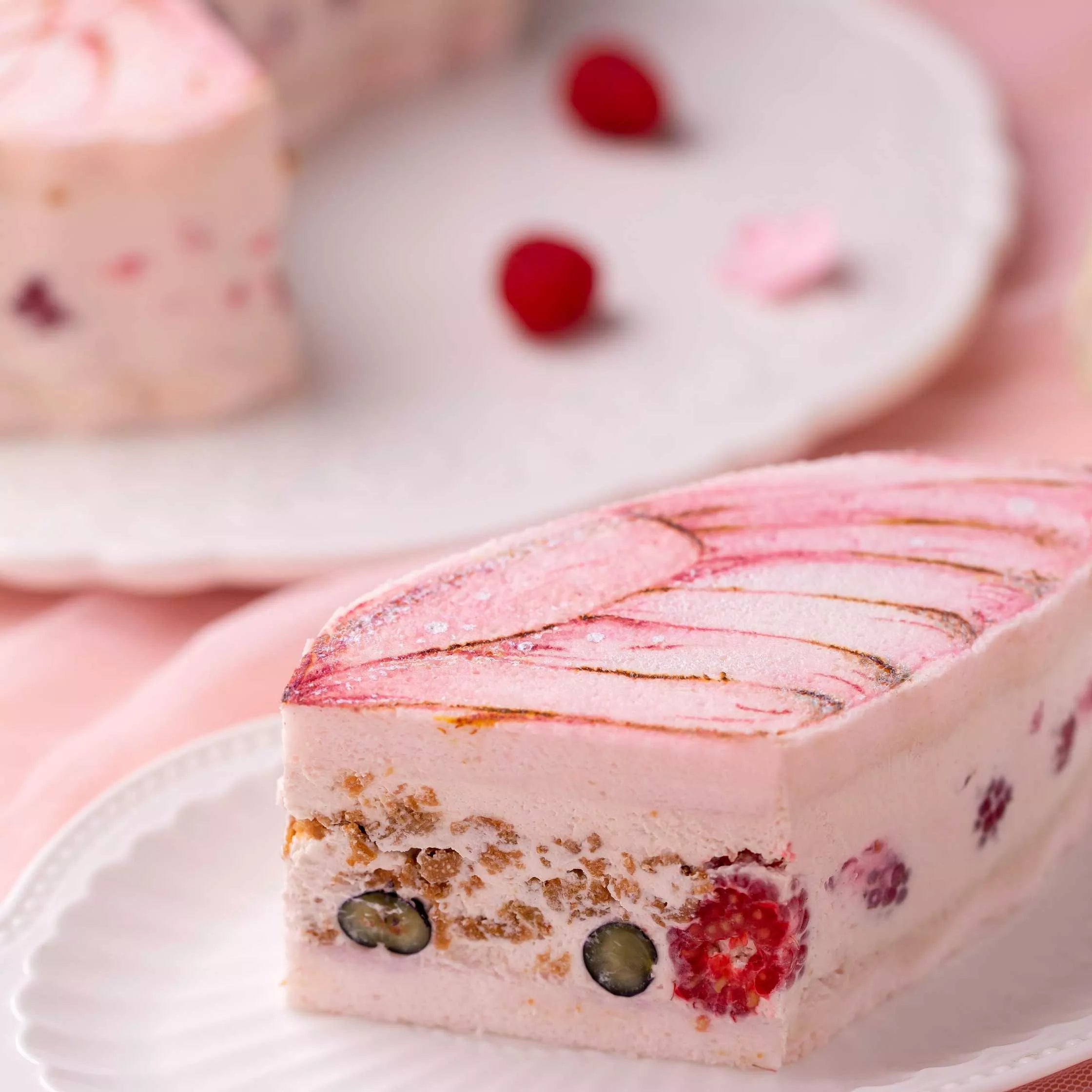 Butterfly Hand-Painted Cake Masterclass