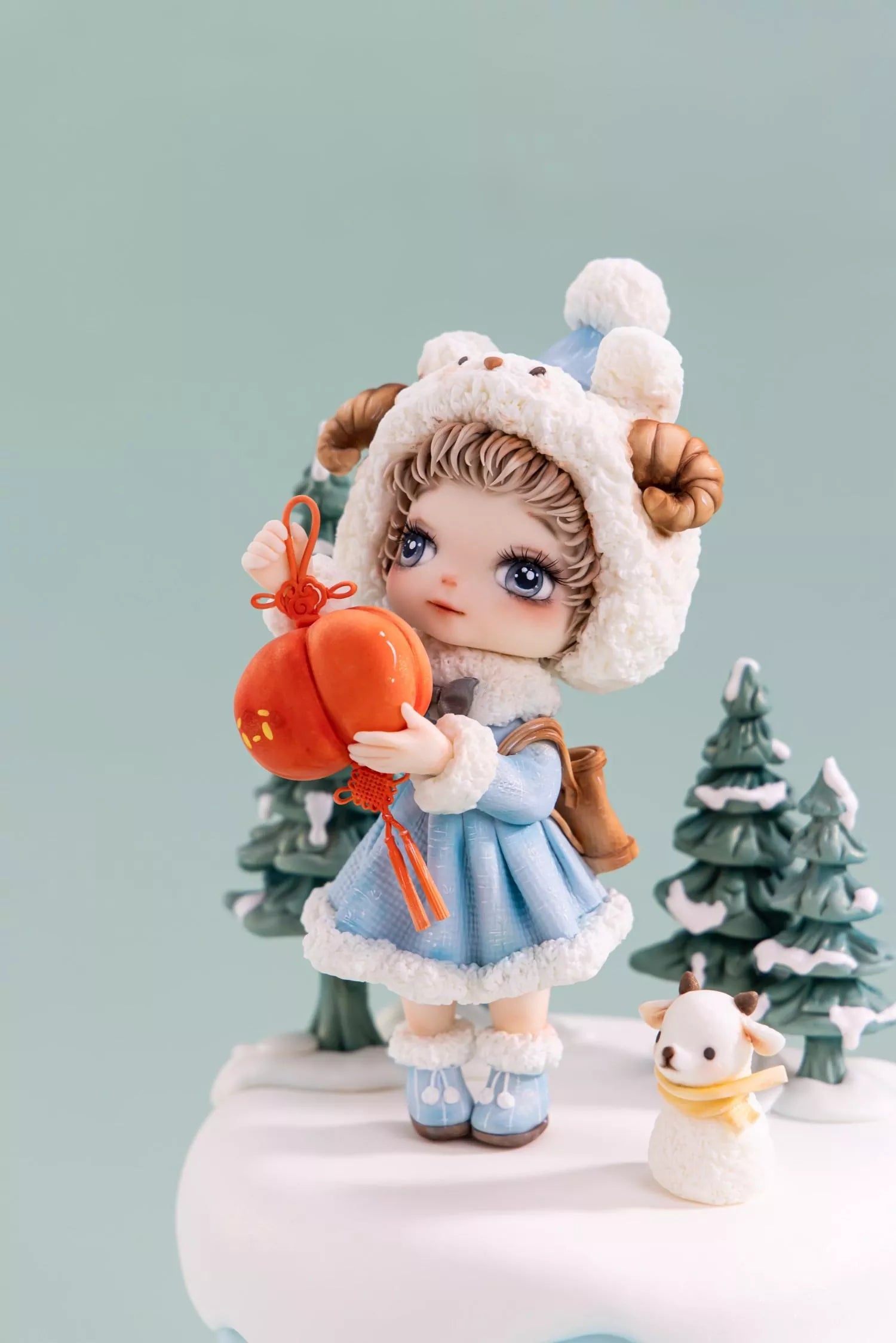 Winter Wish Girl Fondant Figurine Cake Masterclass