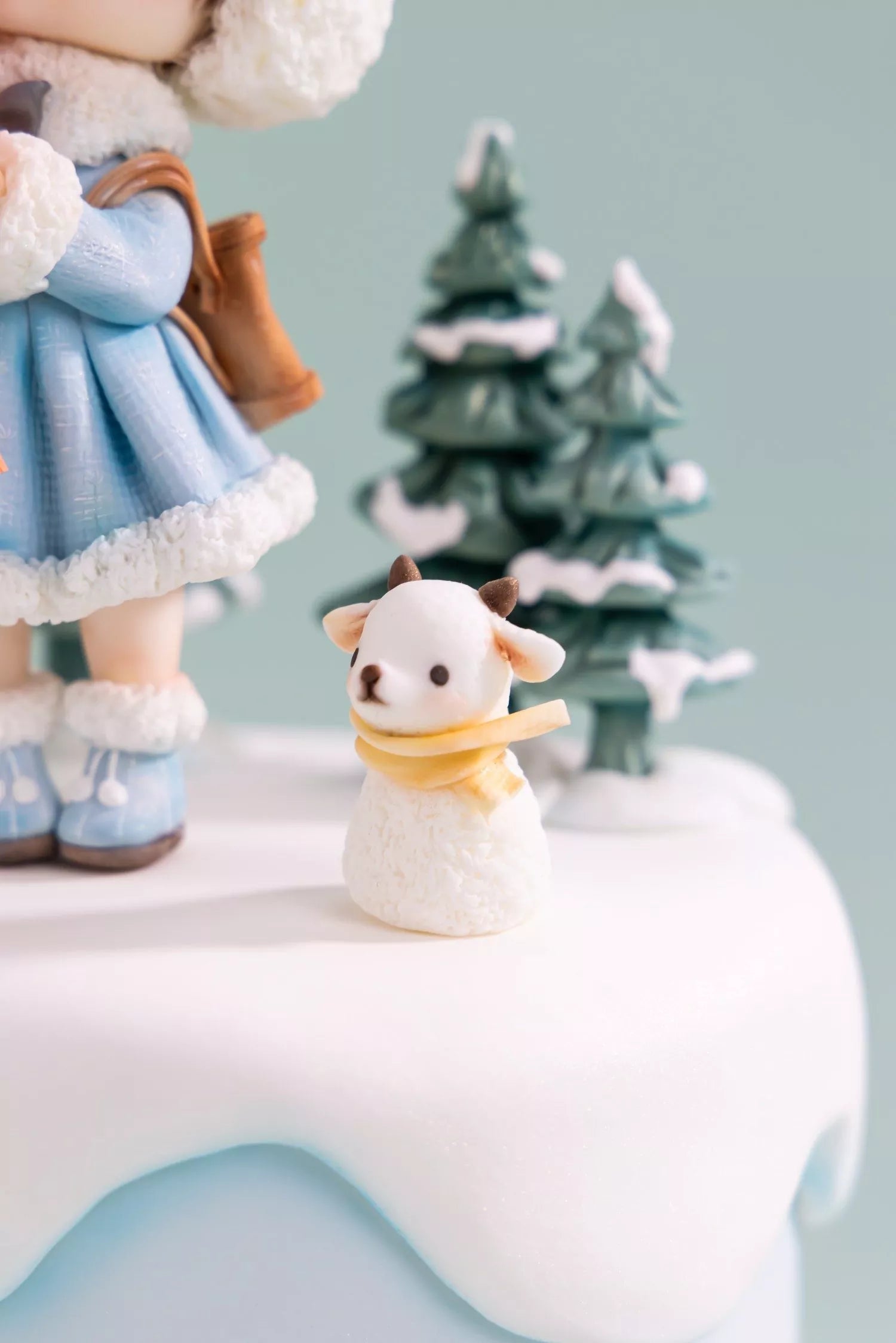 Winter Wish Girl Fondant Figurine Cake Masterclass