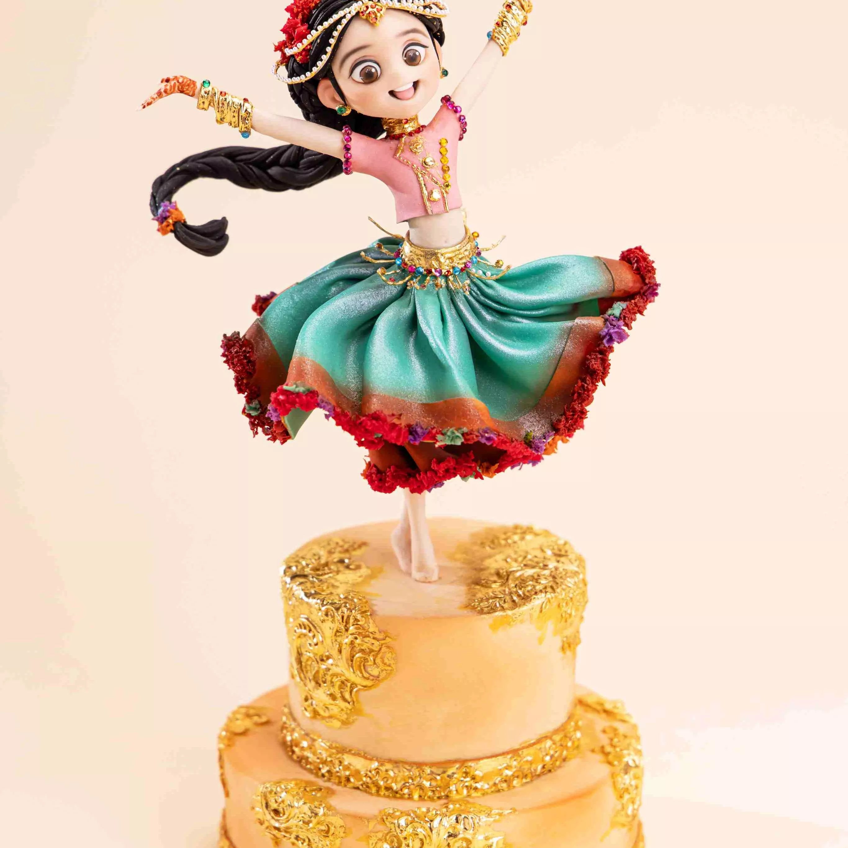 Smiling Dancing Girl Fondant Figurine Masterclass