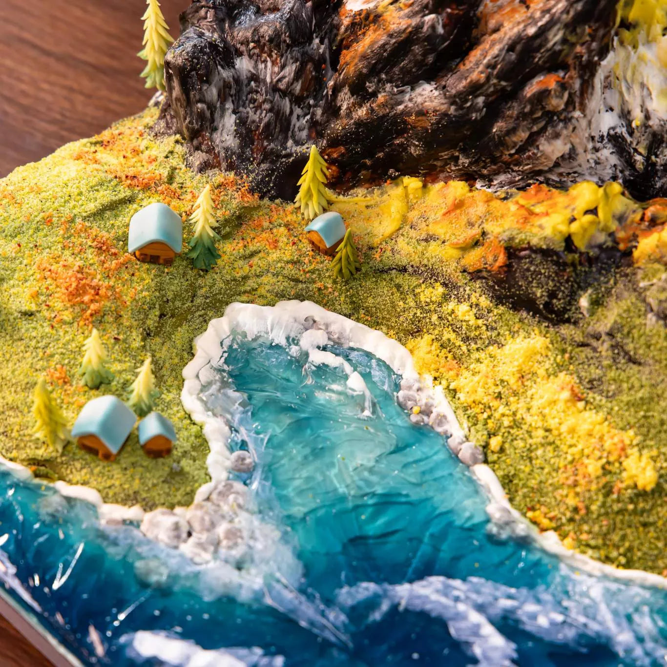 Miniature Landscape Cake Masterclass - Qeleg®
