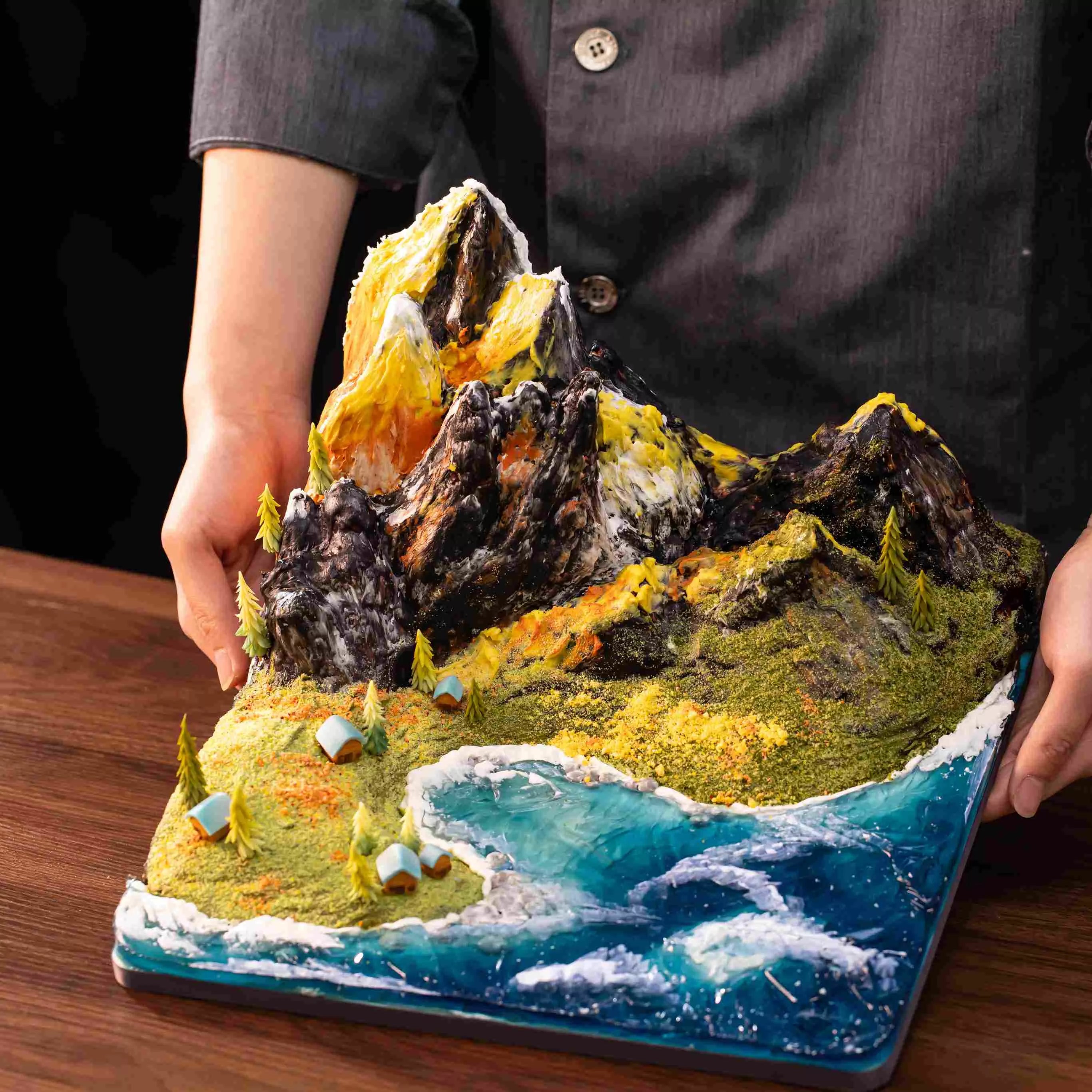 Miniature Landscape Cake Masterclass - Qeleg®