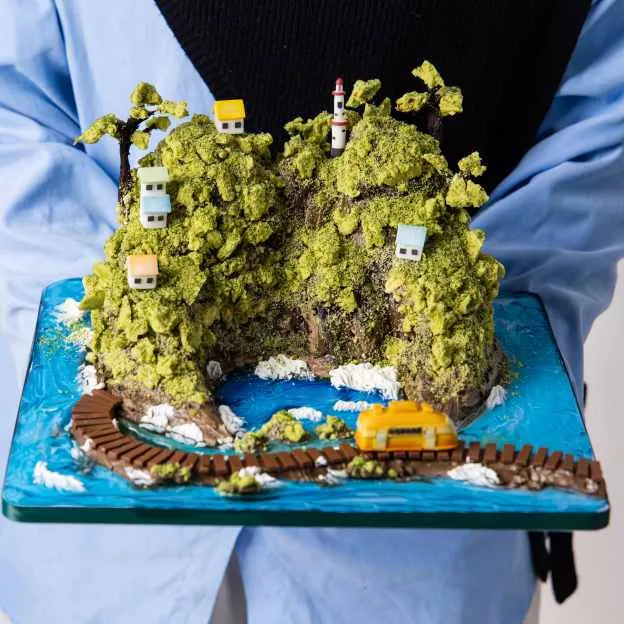 Seaside Lighthouse Mini-Scape Cake Masterclass