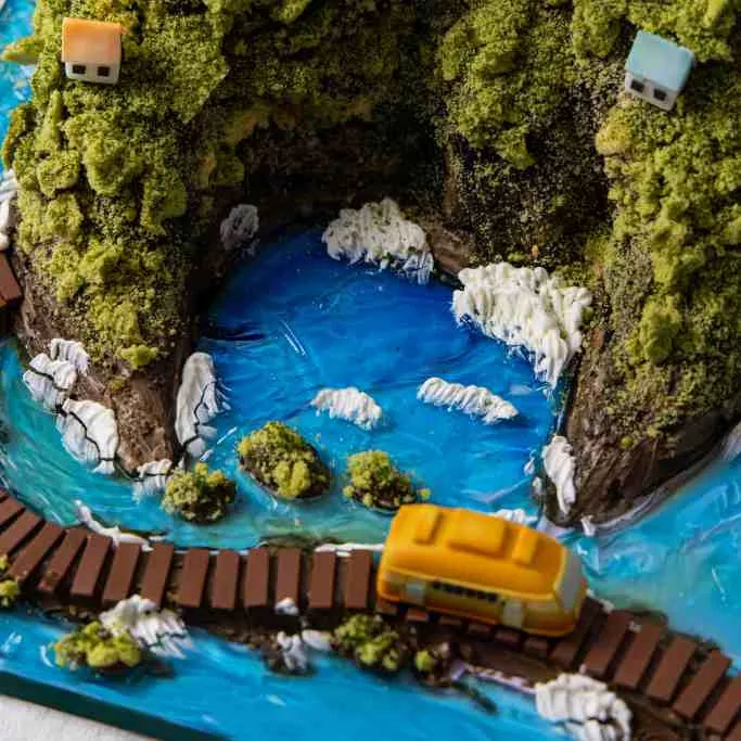 Seaside Lighthouse Mini-Scape Cake Masterclass