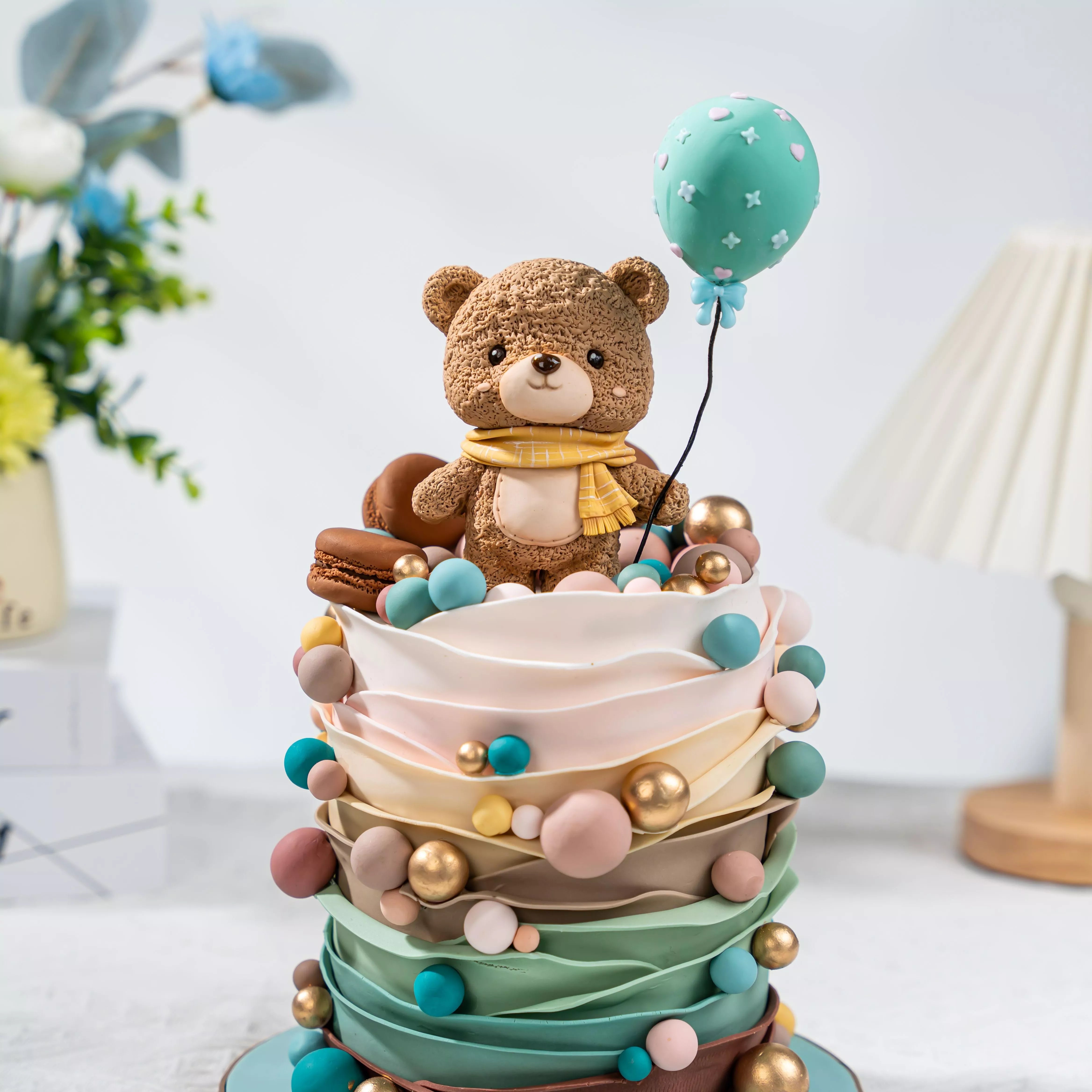 Plush Bear Cake Design Mastery