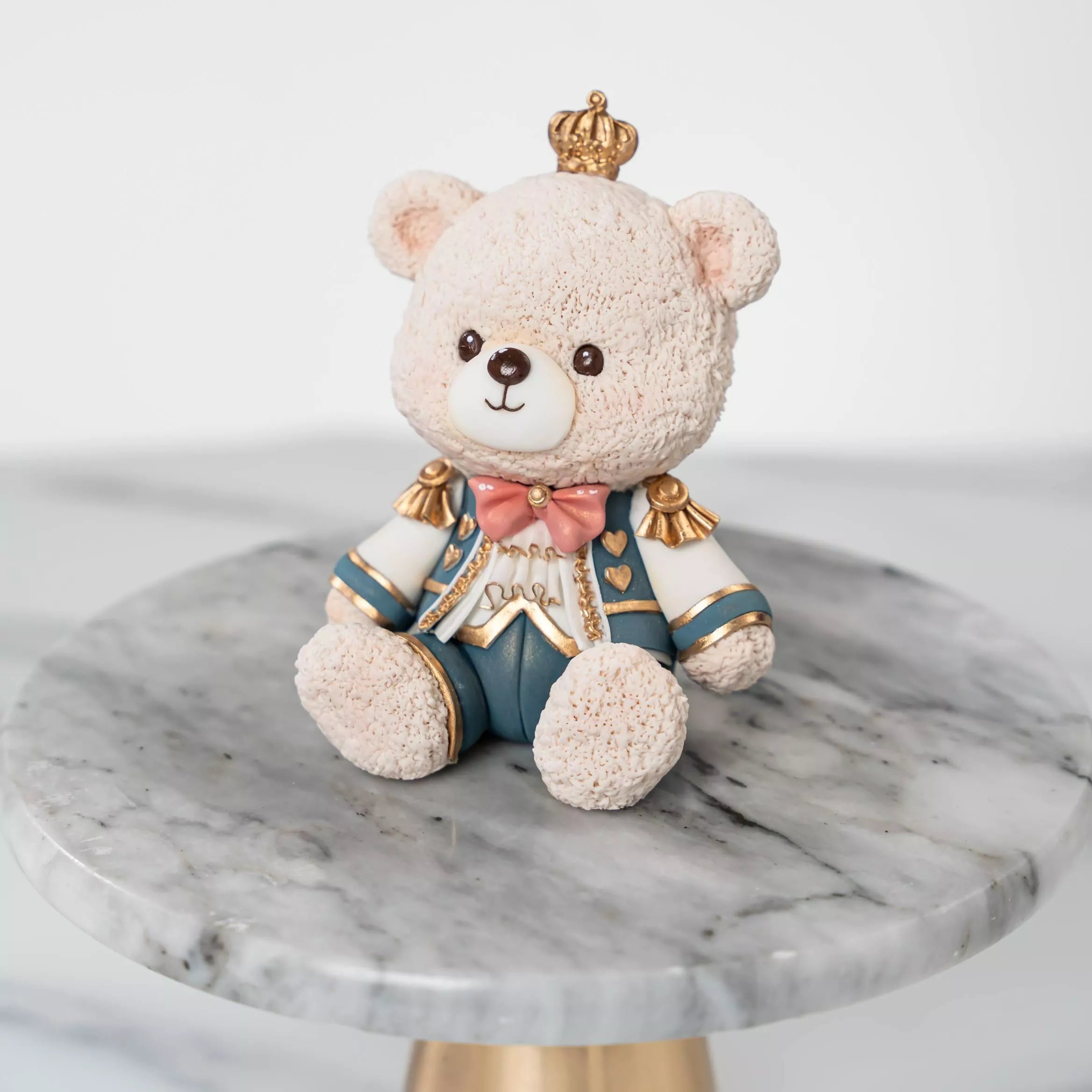 Dessert Crown Bear Fondant Figurine & Circus-Themed Cake Decoration Masterclass
