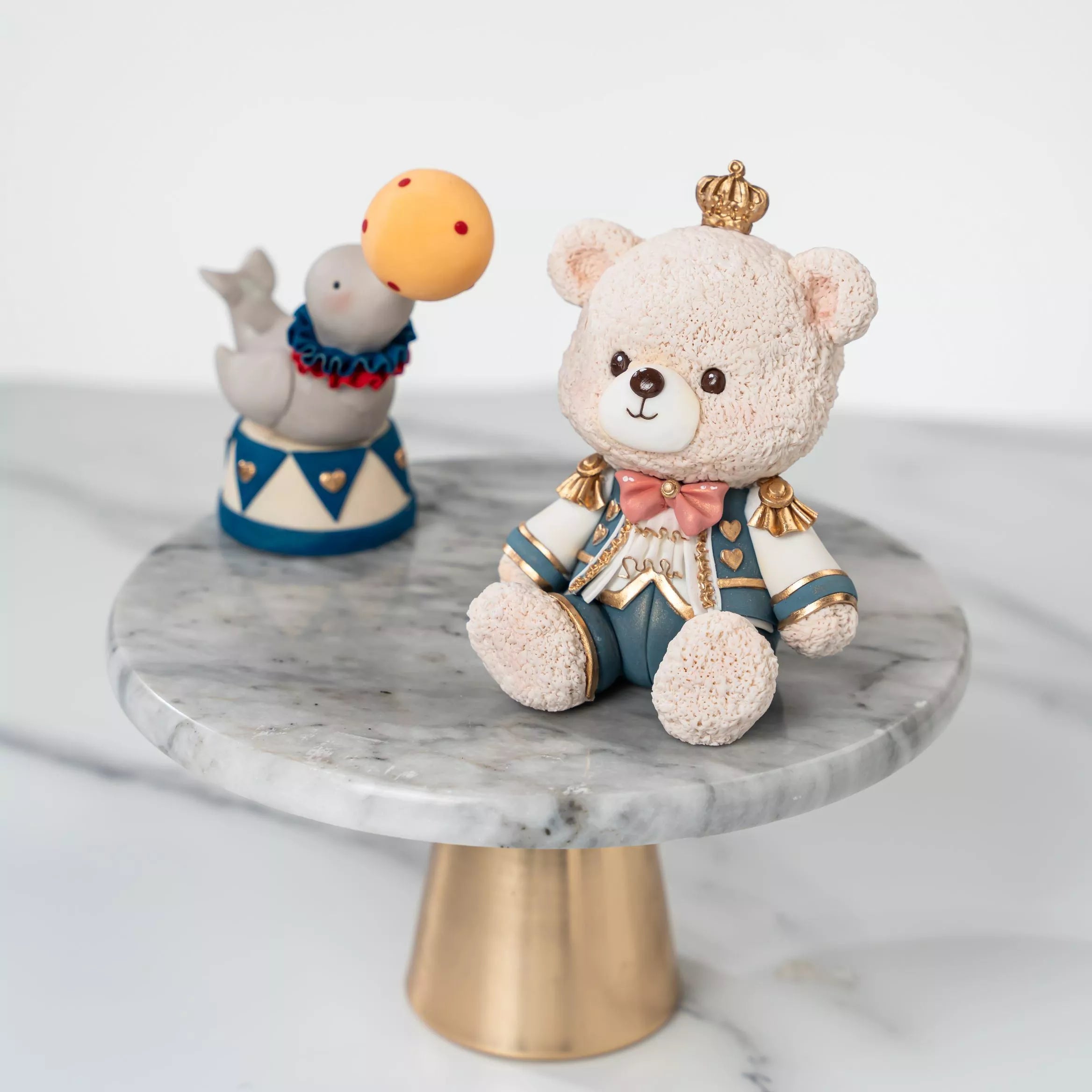 Dessert Crown Bear Fondant Figurine & Circus-Themed Cake Decoration Masterclass