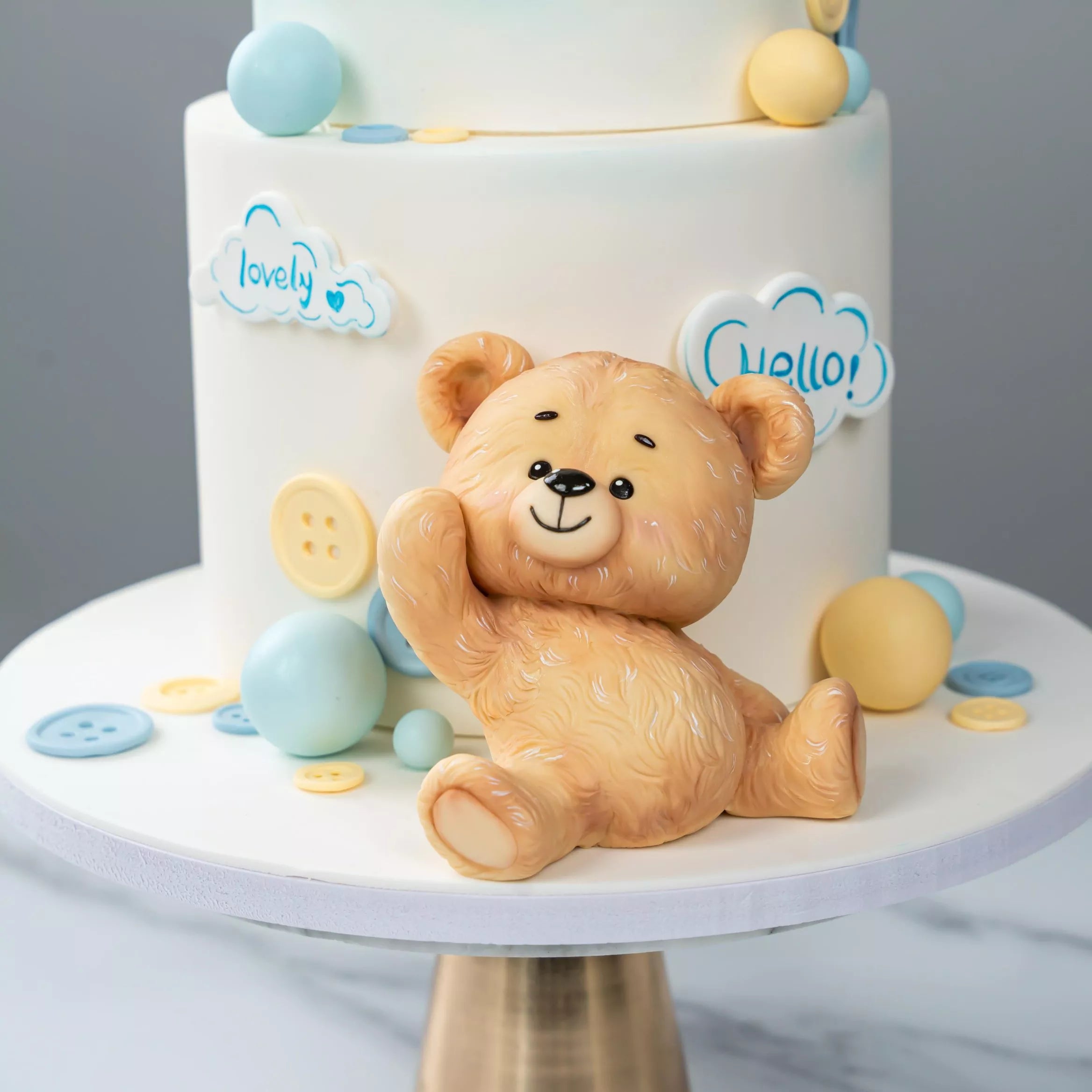 Fondant Pinwheel Teddy Bear Cake Course