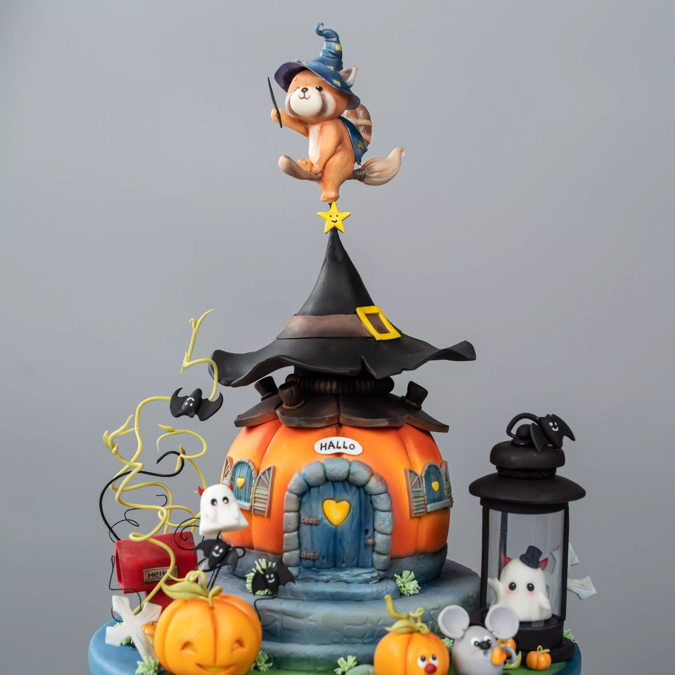 Halloween Raccoon Cake Sculpture Masterclass