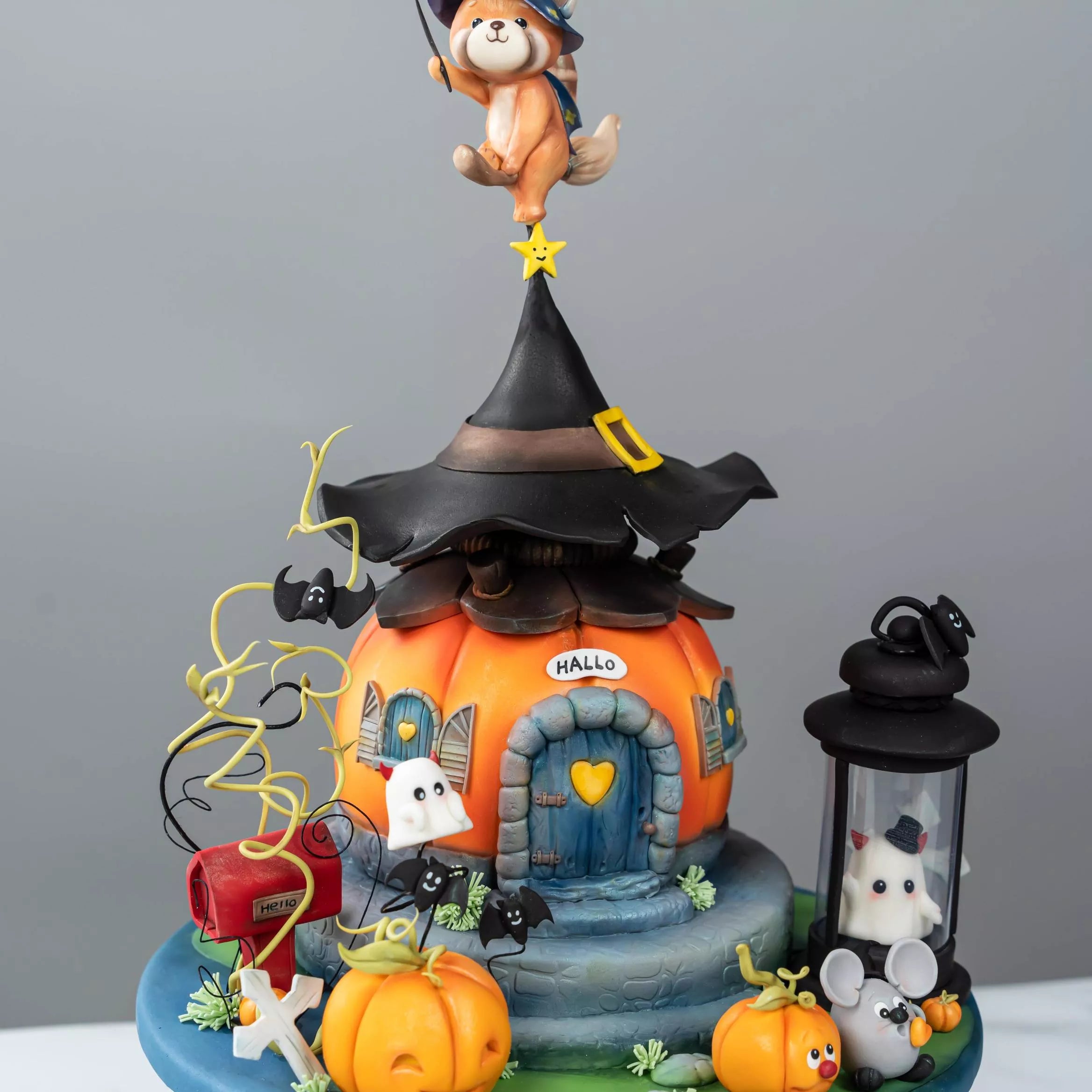 Halloween Raccoon Cake Sculpture Masterclass