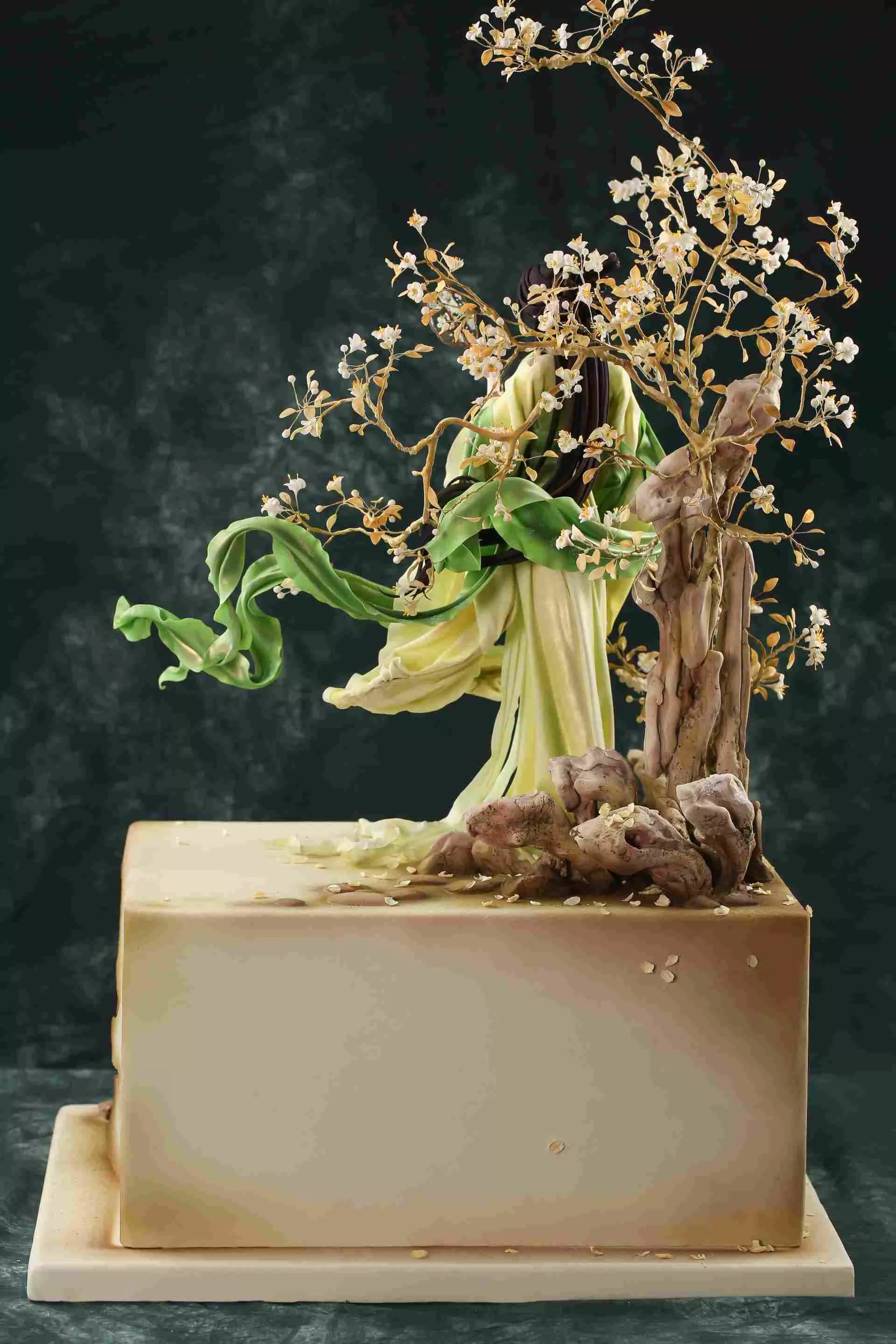 Elegy of Lady Tang Wan – Advanced Oriental Fondant Figurine Masterclass