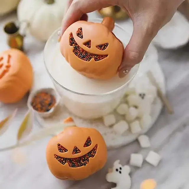 Halloween Hot Chocolate Bomb 🎃