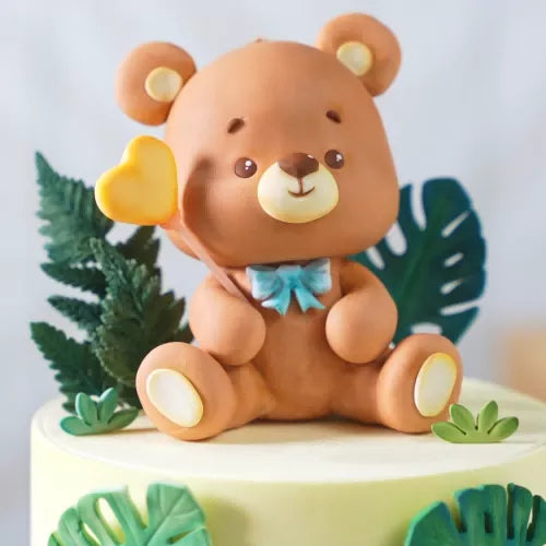 Heart-Shaped Lollipop Bear Fondant Cake Masterclass