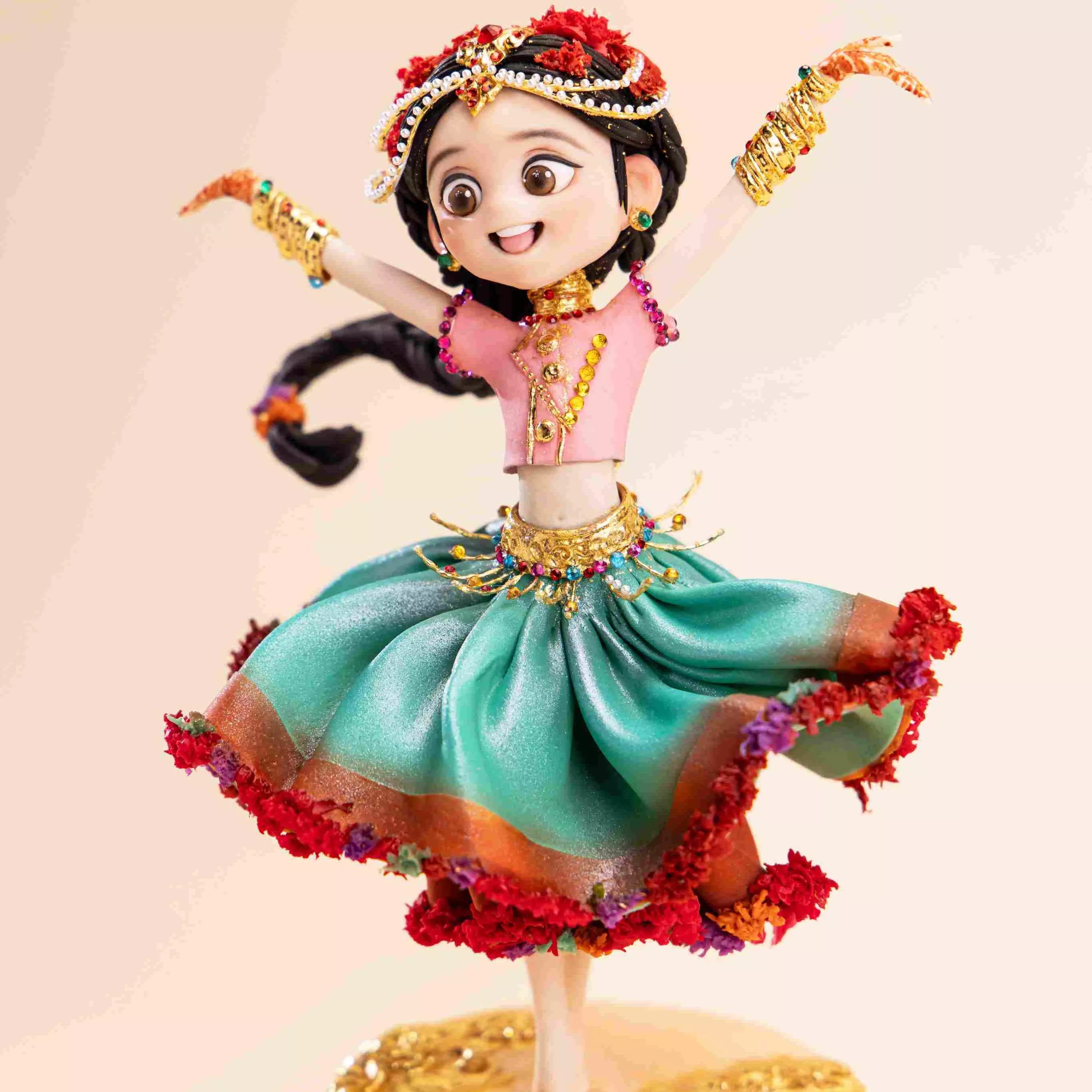 Smiling Dancing Girl Fondant Figurine Masterclass