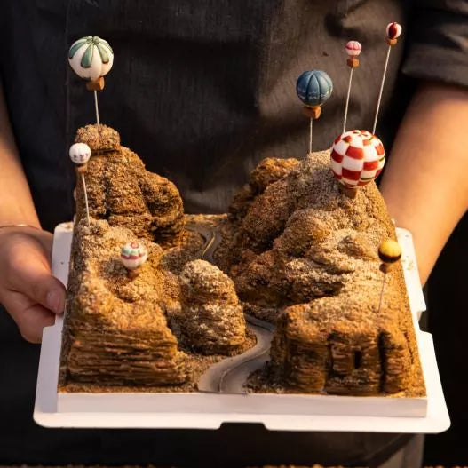 Desert Hot Air Balloon Mini-Scape Cake Masterclass