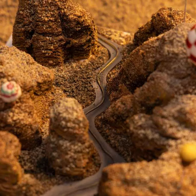 Desert Hot Air Balloon Mini-Scape Cake Masterclass