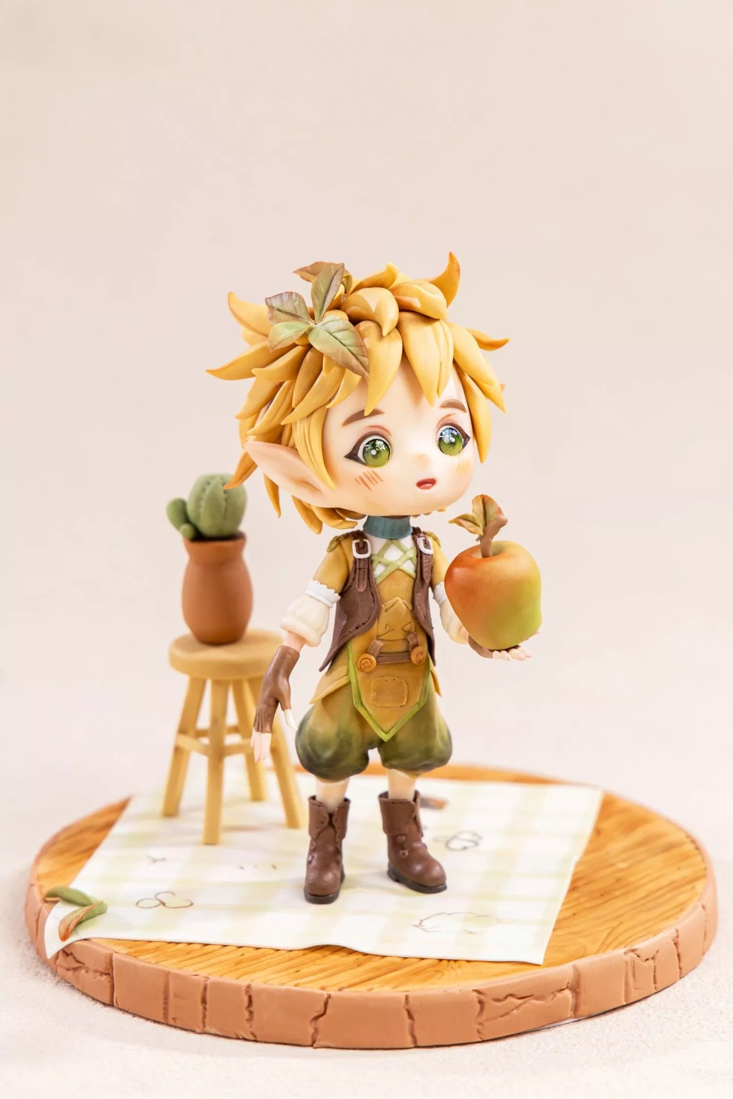 Apple Grove Elf Fondant Figurine Masterclass