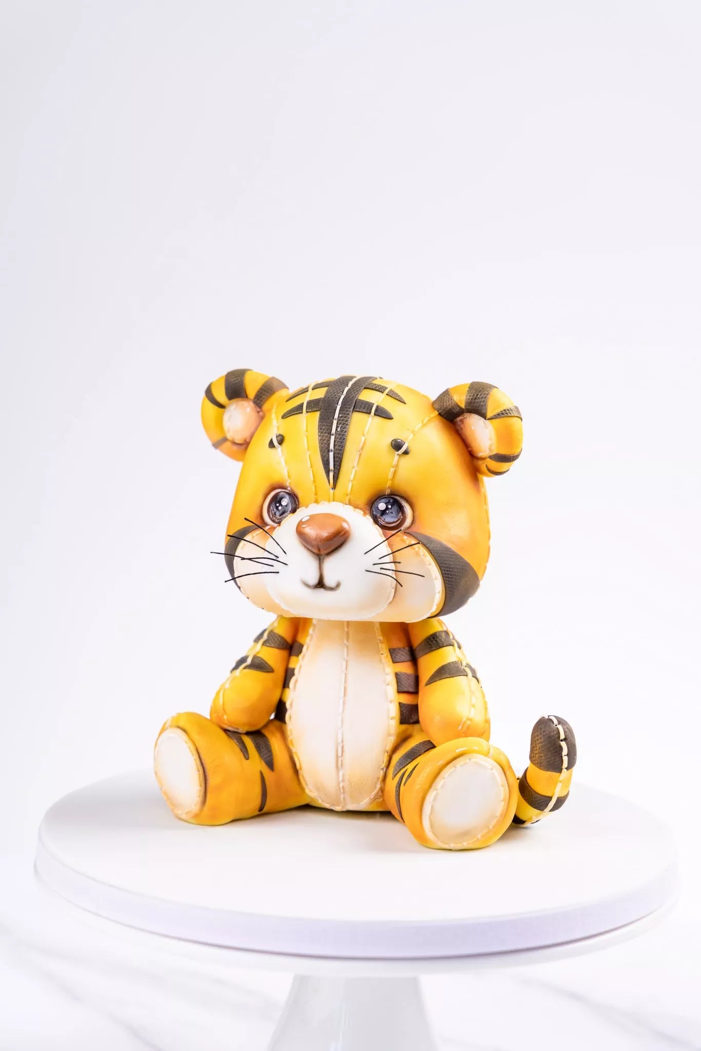 Sweet Sitting Tiger Fondant Cake Masterclass