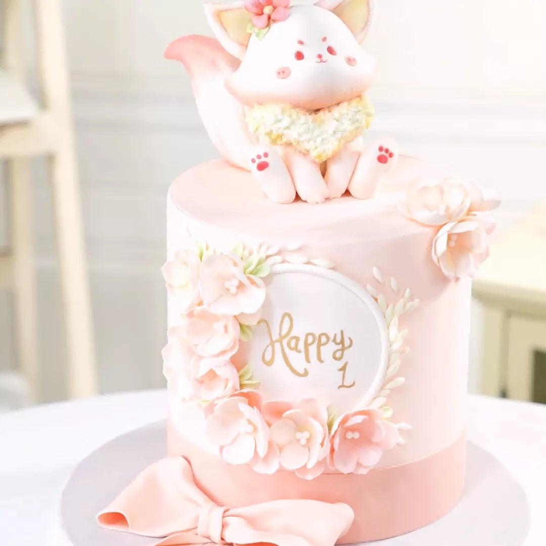 Fondant Pink Fox Cake Course