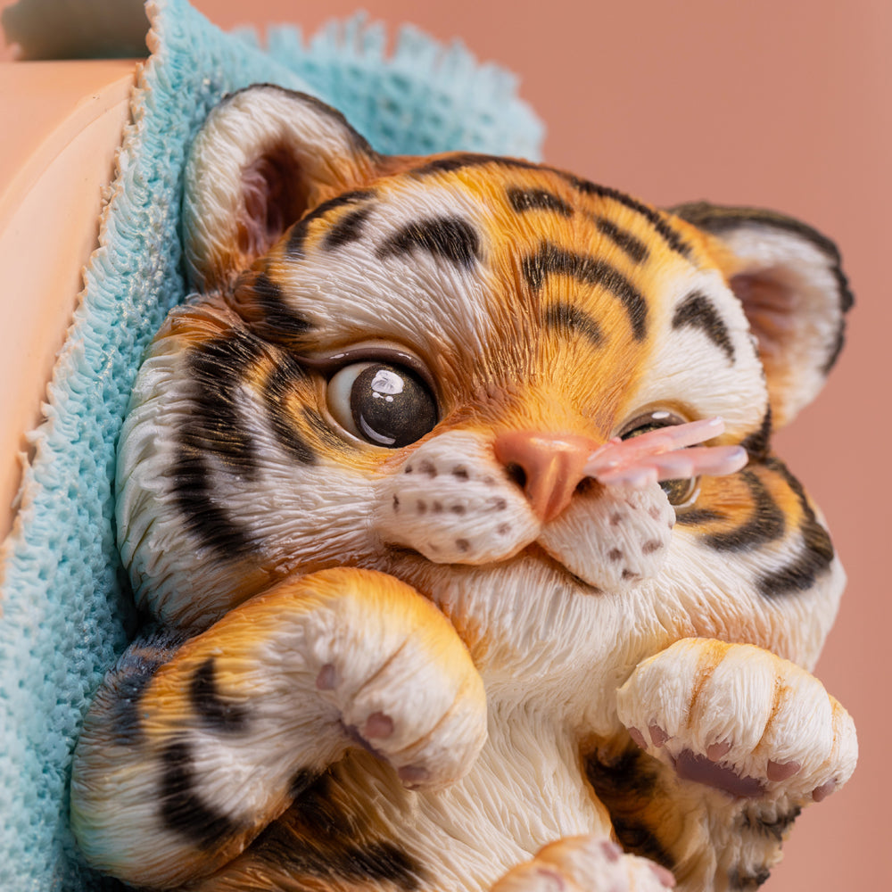 3D Cute Tiger Fondant Cake Course