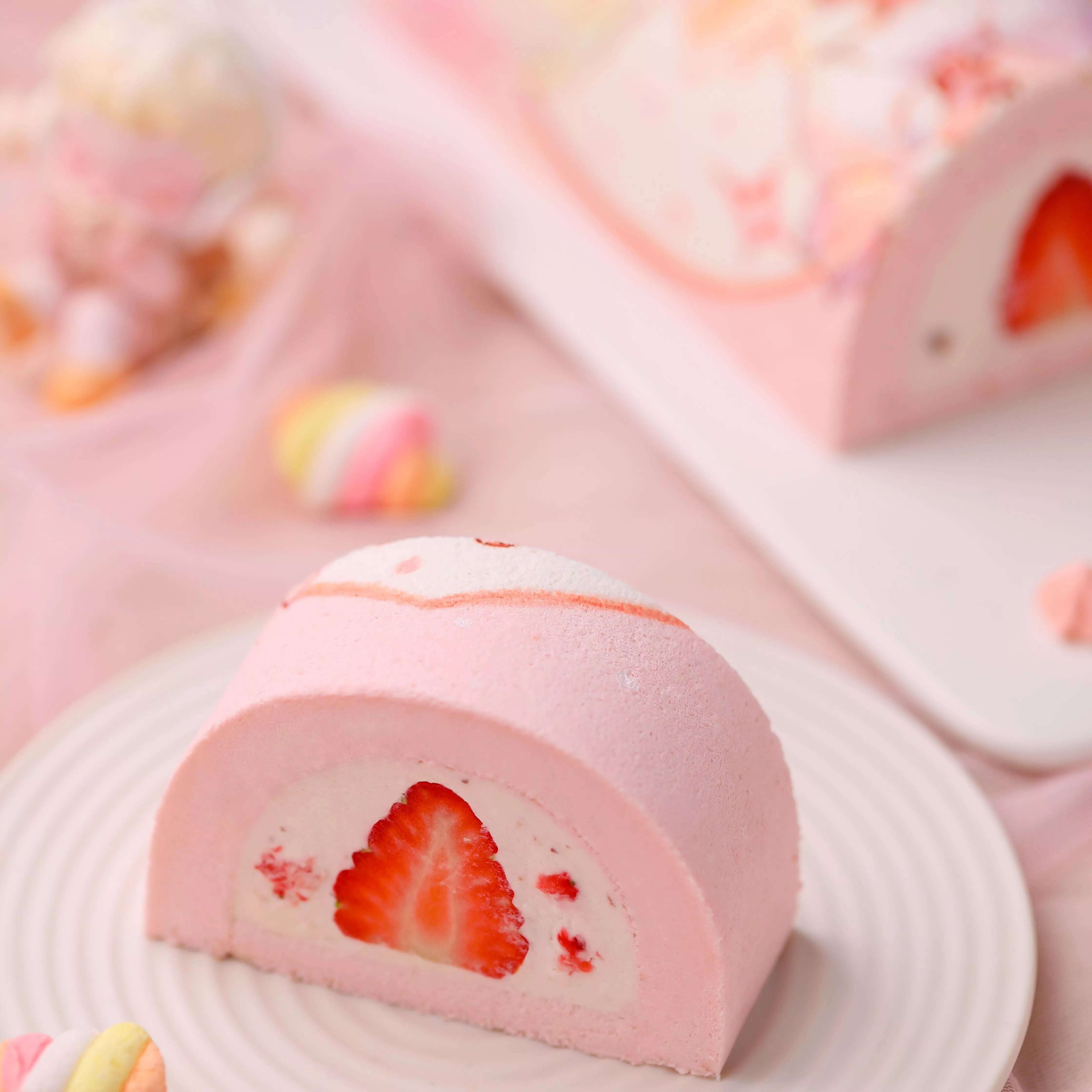 Hand-Painted Fox Swiss Roll Cake Masterclass