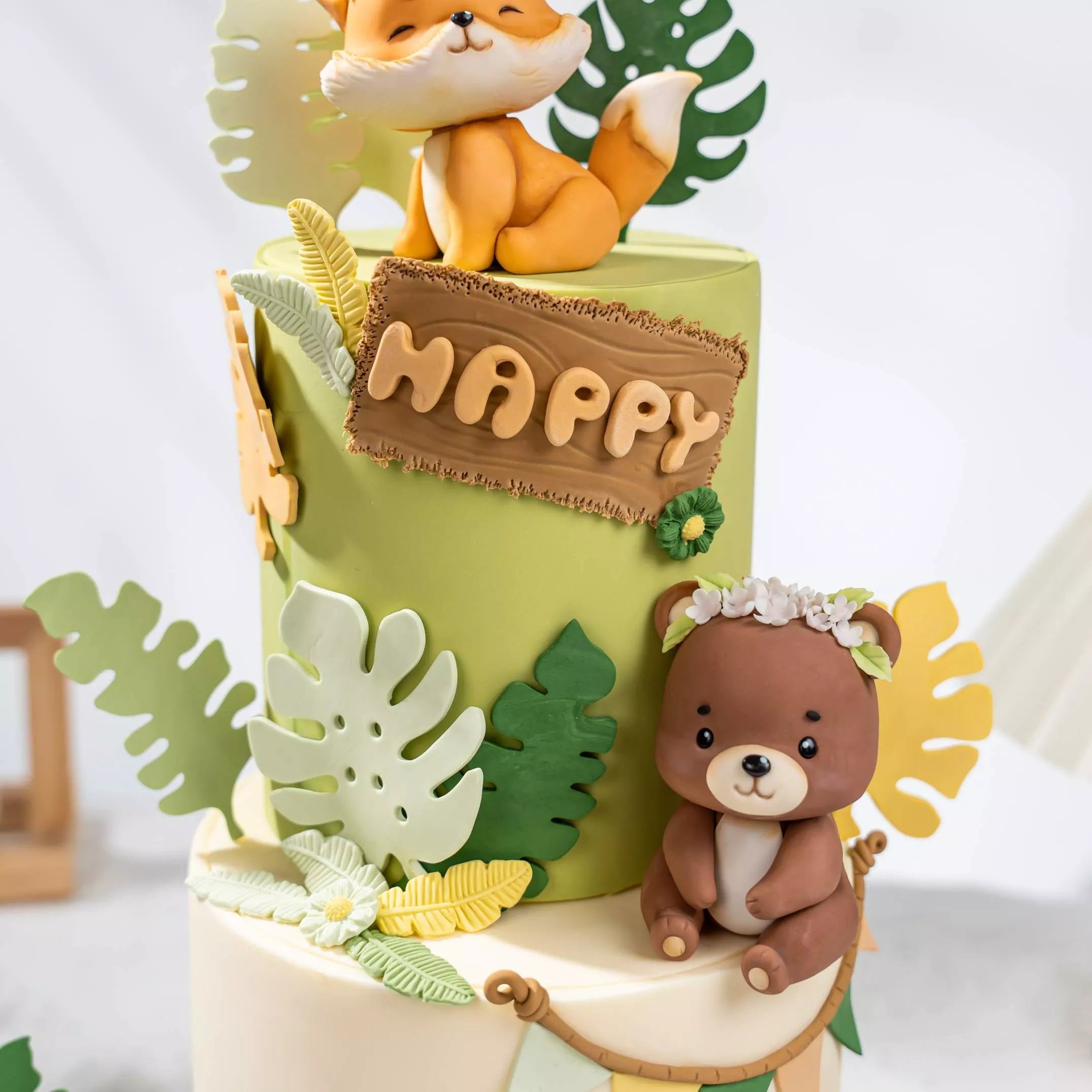 Forest Birthday Party Fondant Cake Decoration Masterclass