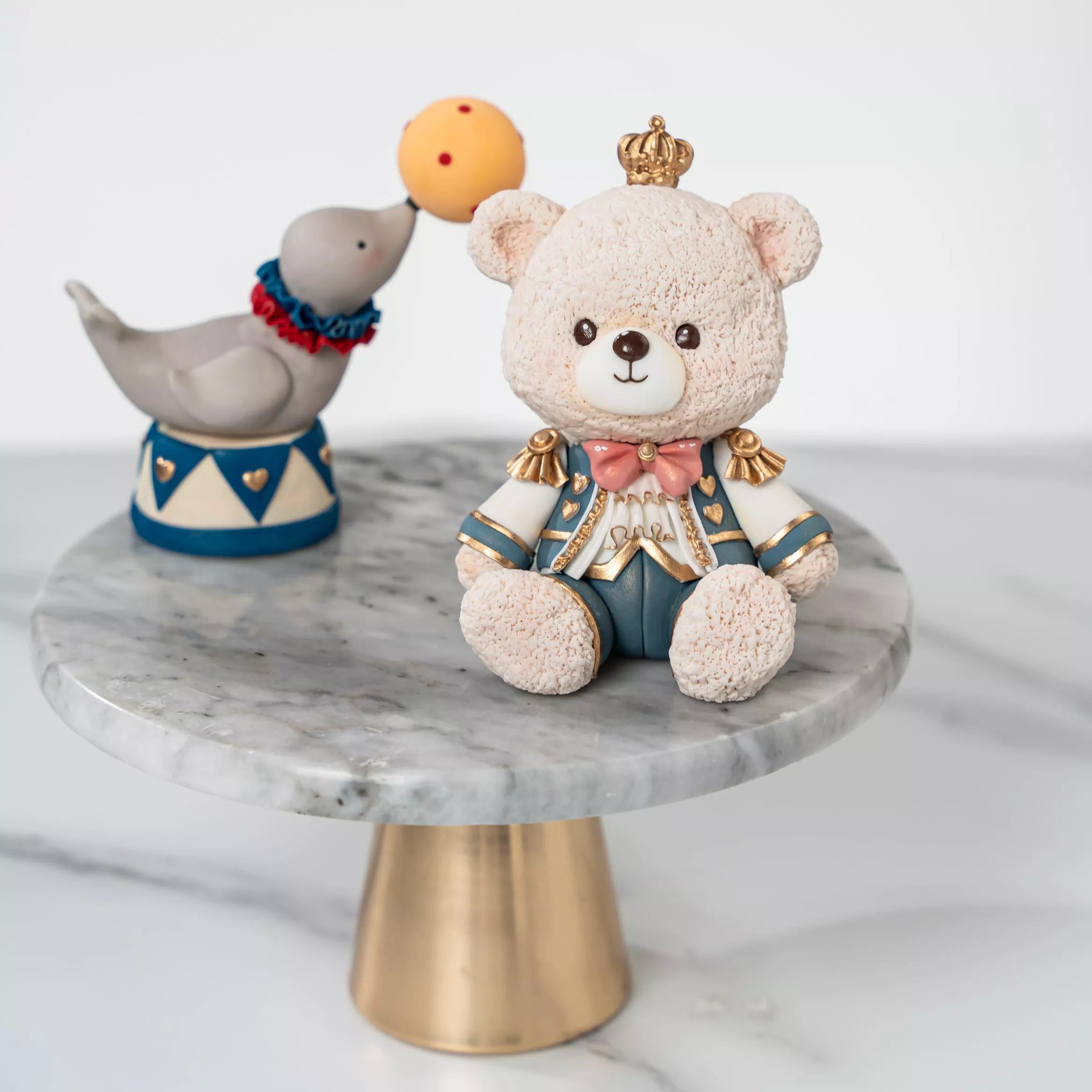 Dessert Crown Bear Fondant Figurine & Circus-Themed Cake Decoration Masterclass